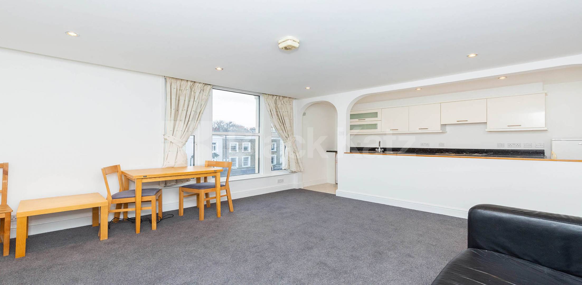 			1 Bedroom, 1 bath, 1 reception Flat			 Caledonian Road, ISLINGTON N1